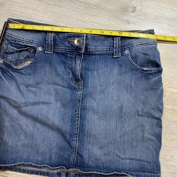 Tommy Hilfiger Mini Skirt - Picture 5 of 6